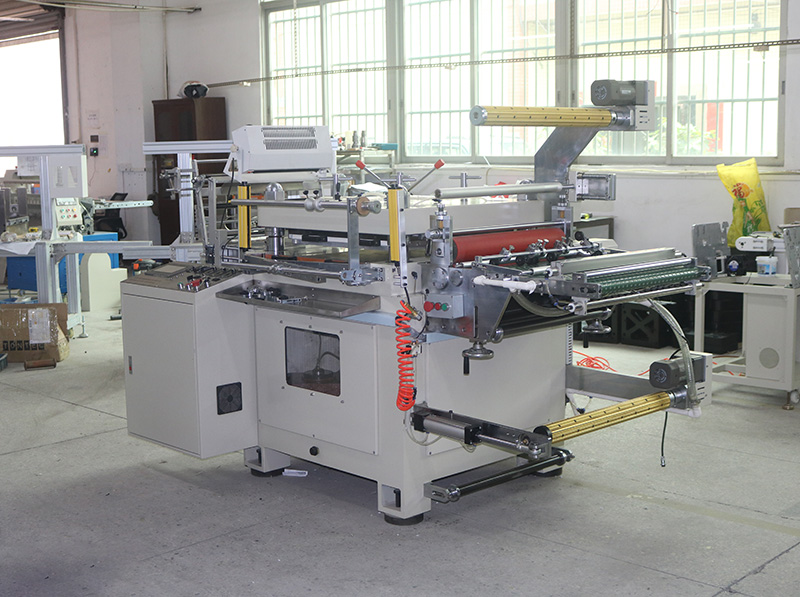 520 four-post die cutting machine